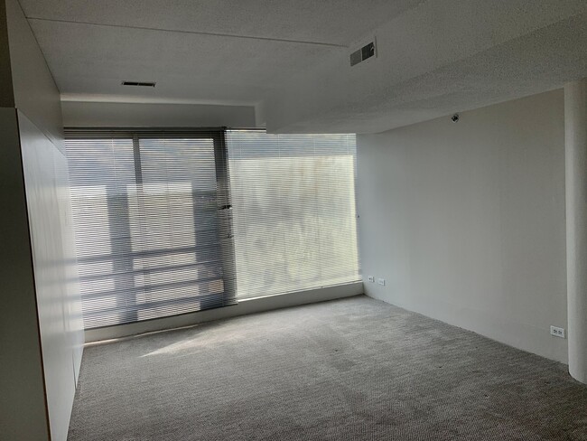 Building Photo - 1770 1st St