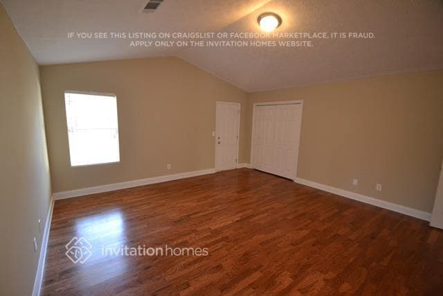 Building Photo - 195 Hamilton Dr