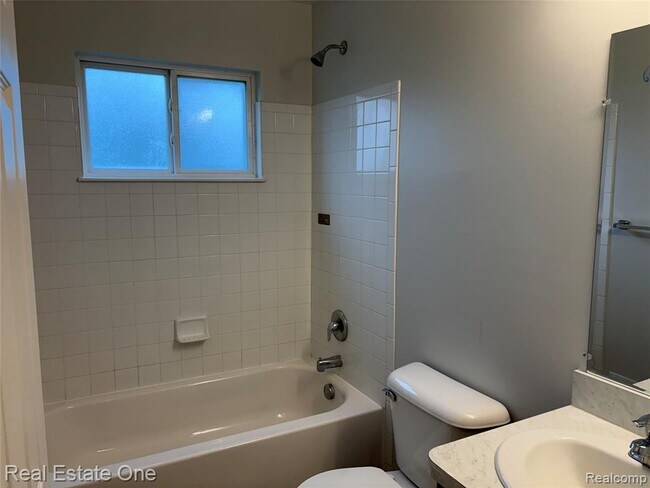 Building Photo - 18574 Masonic