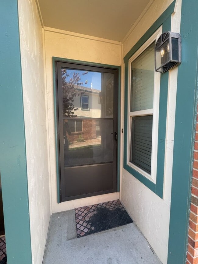 Building Photo - Updated, West Greeley - 3 Bedroom 2.5 Bath...