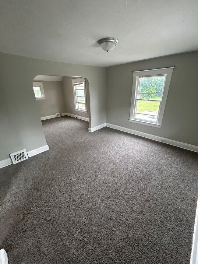 Building Photo - 12918 Ferris Ave