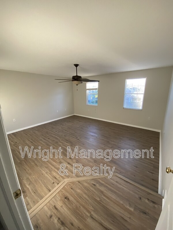 Building Photo - 1231 Brooke View Dr