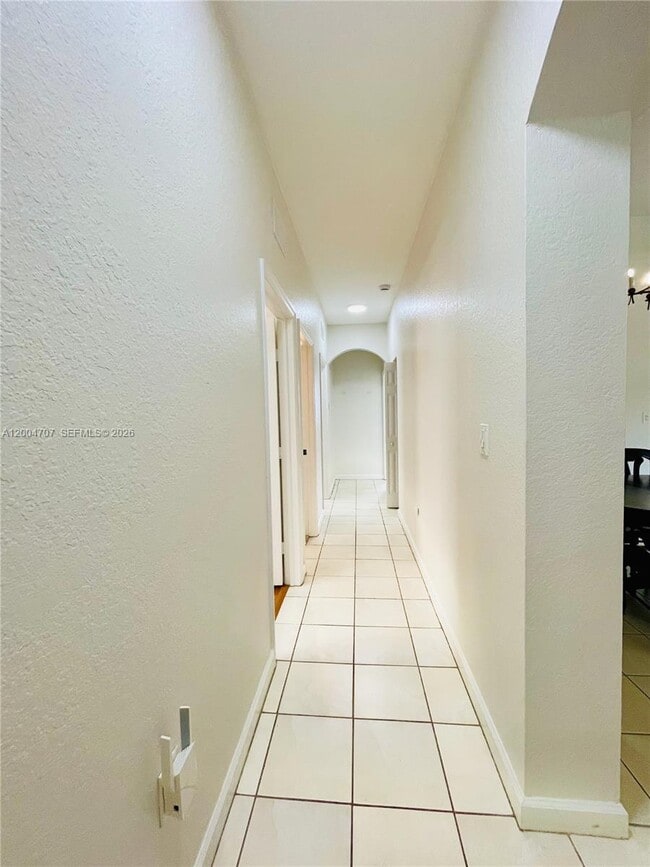 Building Photo - 4006 NE 20th St