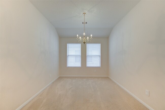 Building Photo - 3639 Barkers Crossing Ave