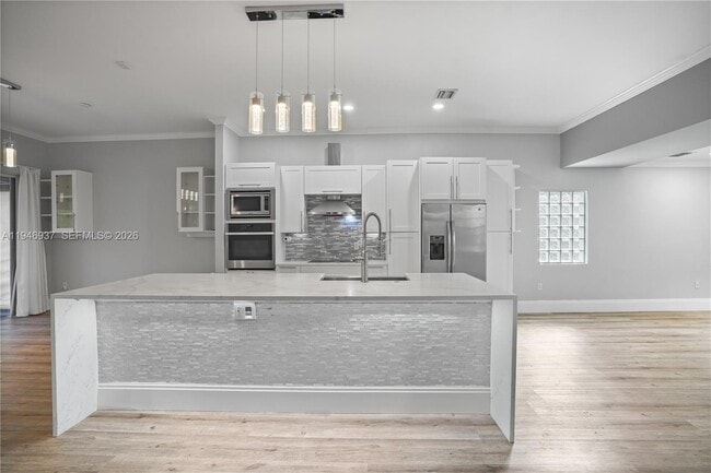 Building Photo - 4601 NW 121st Ave