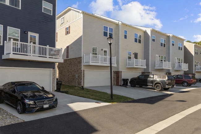 Building Photo - Welcome to modern living in Suffolk, Virginia!