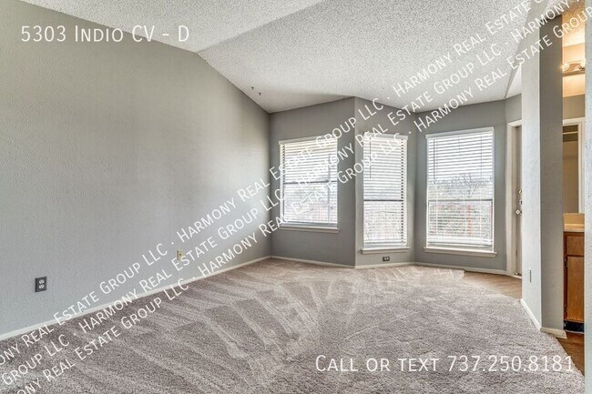 Building Photo - 5303 Indio Cove