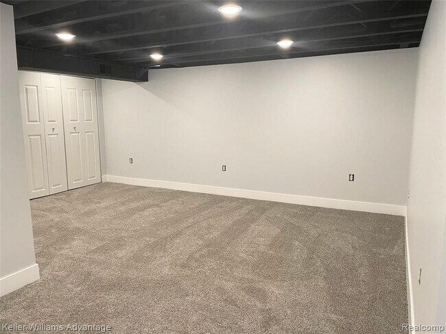 Building Photo - 23594 N Rockledge