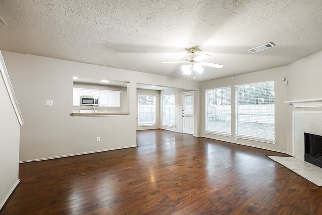 Building Photo - 5418 Trail Timbers Dr