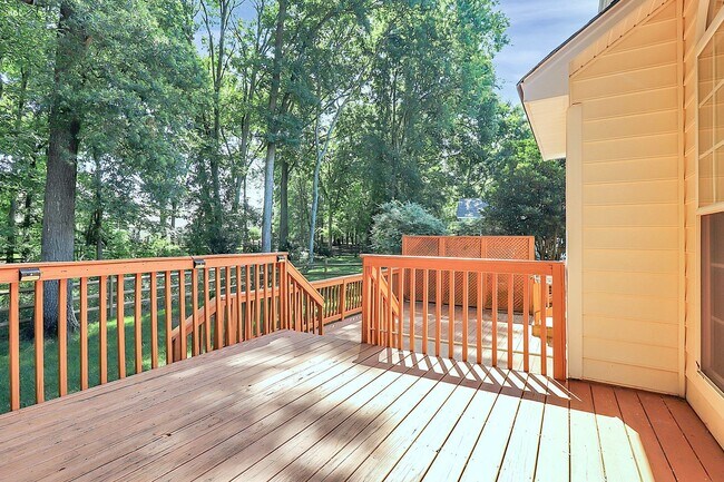Building Photo - Beautiful 4/3 Home for Rent