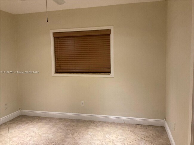 Building Photo - 7305 NW 95th Way