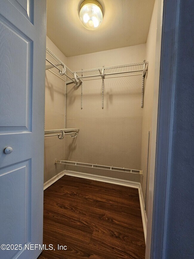 Building Photo - 3591 Kernan Blvd S