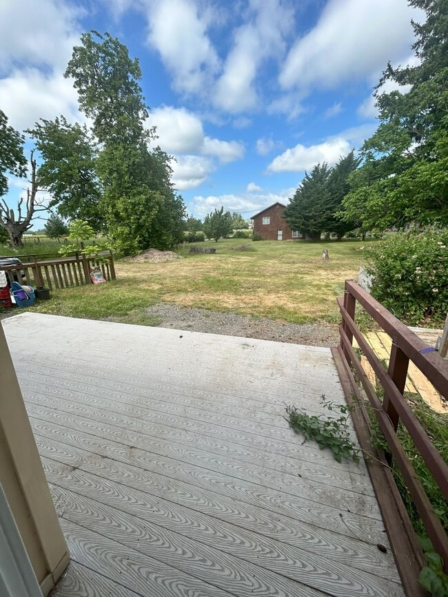 Building Photo - 3 Bed, 1 Bath in Meridian School District.