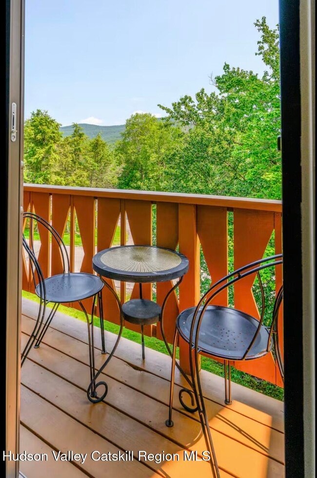 Building Photo - 72 Hunter Dr