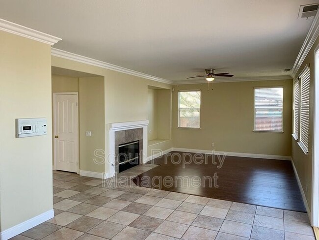 Building Photo - 33454 Twin Hills Way
