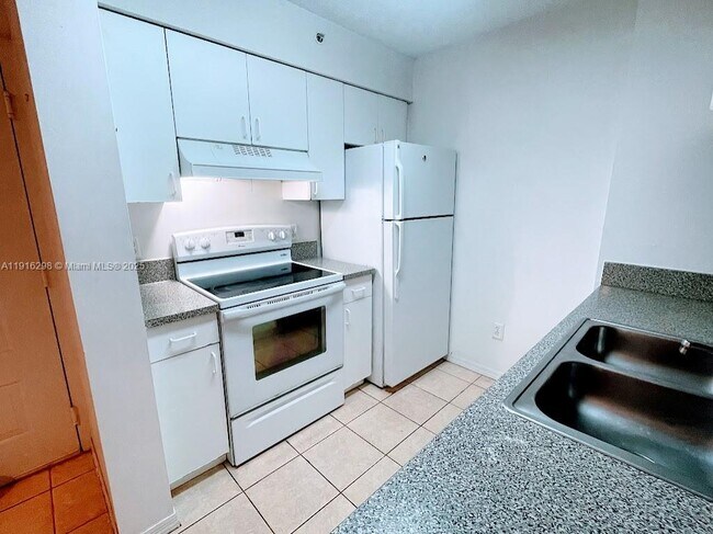 Primary Photo - 430 S Park Rd