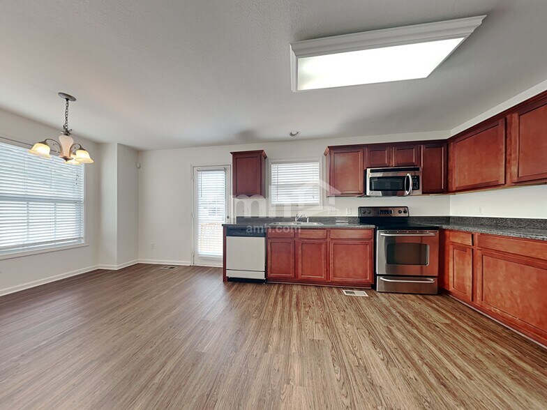 Building Photo - 3127 Champions Trail Ln