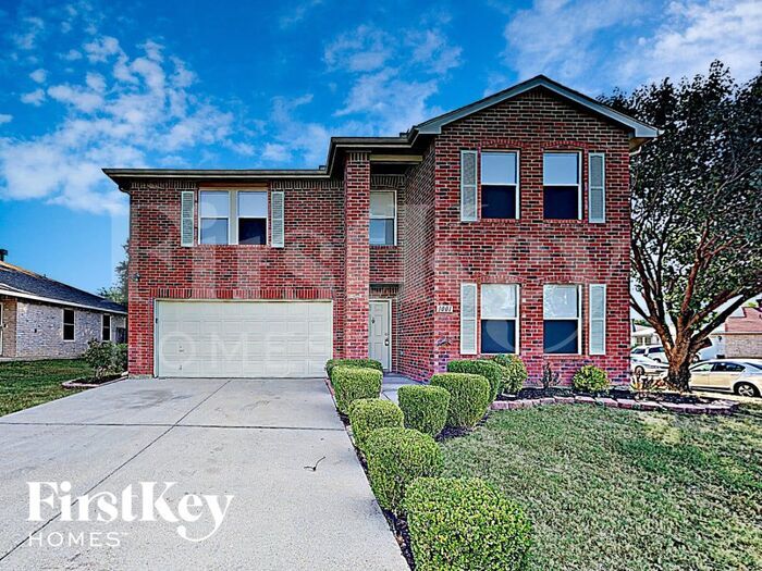 Primary Photo - 1001 Mazourka Dr
