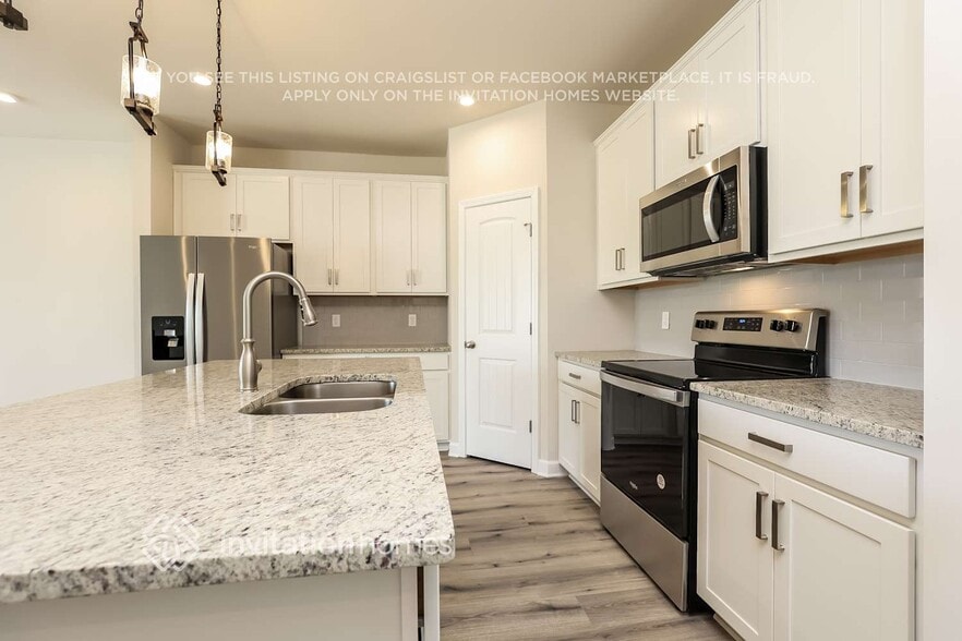 Building Photo - 125 Fister Dr