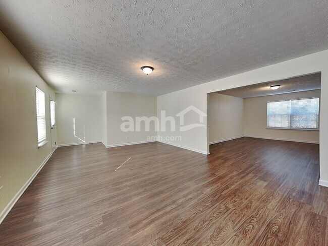 Building Photo - 78 Red Maple Way