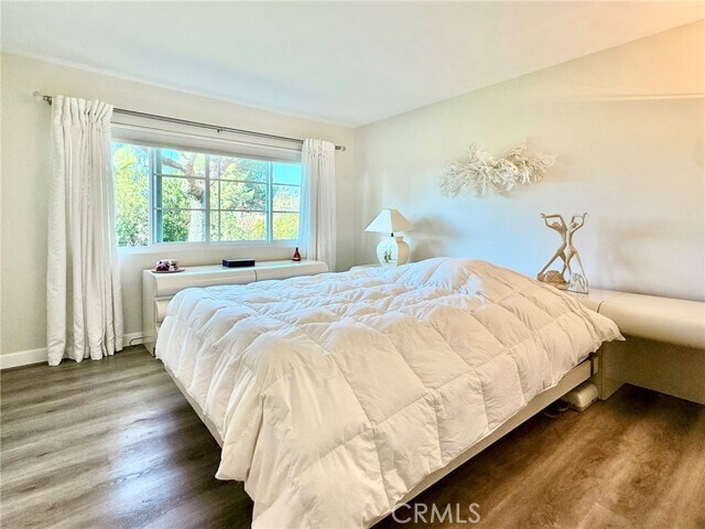 Building Photo - 23611 Vía Storni