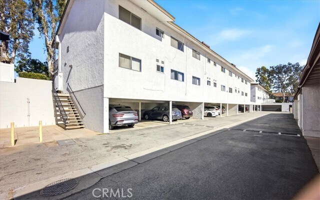 Building Photo - 1200 W Lambert Rd