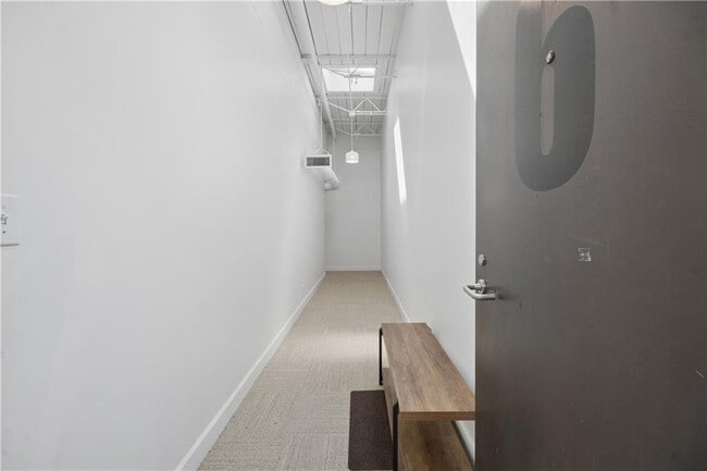 Building Photo - 820 DeKalb Ave NE