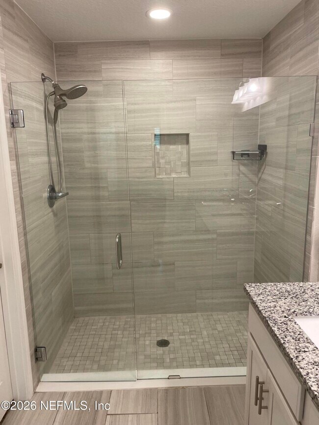 Building Photo - 5549 Broadgate Ct