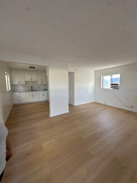 Building Photo - 21109 S Santa Fe Ave