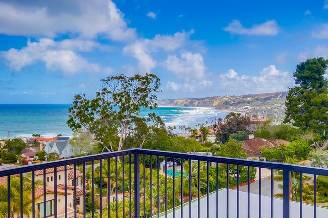 Building Photo - Gorgeous luxury flat with ocean view in La Jolla. Gustavo Lopez