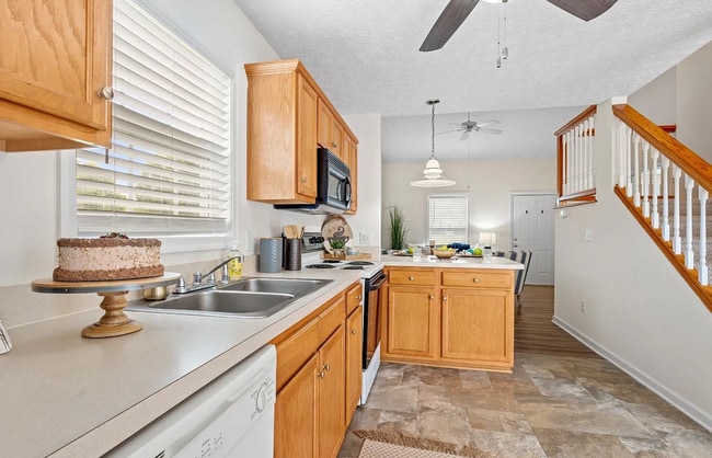 Building Photo - 1514/1516 Cassell Ln