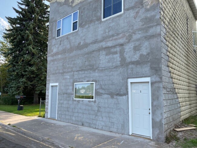Building Photo - Available June 16th - 1 BED 1 BATH
