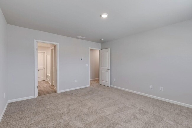 Building Photo - *** COMING SOON! ***  Spacious & Stylish 5...