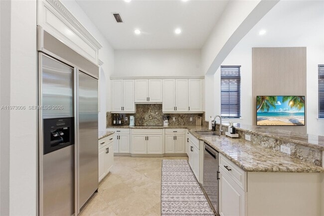 Building Photo - 9564 Exbury Ct