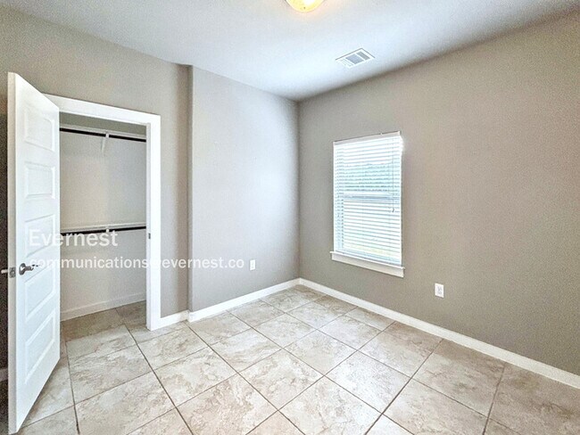 Building Photo - 21414 Santa Carlo Ave