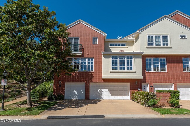 Building Photo - 2485 Waldemar St