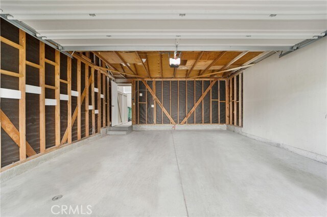 Building Photo - 120 Monroe