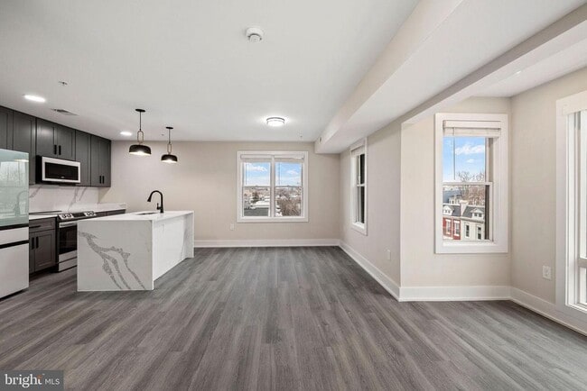Building Photo - 3517 14th St NW
