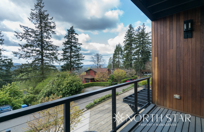 Building Photo - Stunning Modern Luxury in Southwest Hills