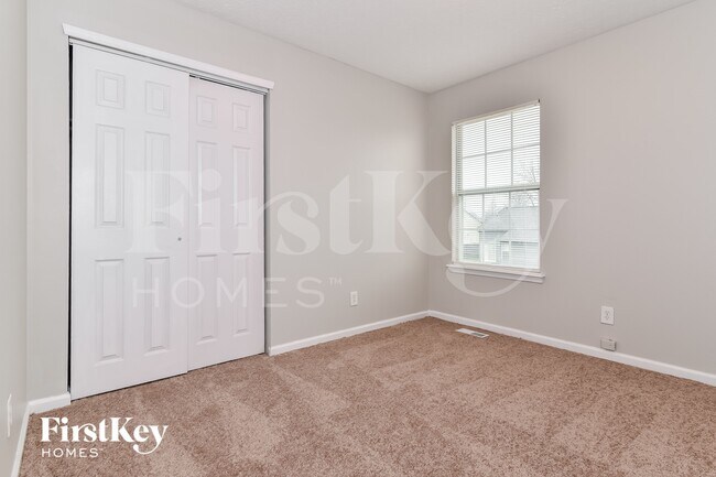 Building Photo - 1116 Fontana Ct