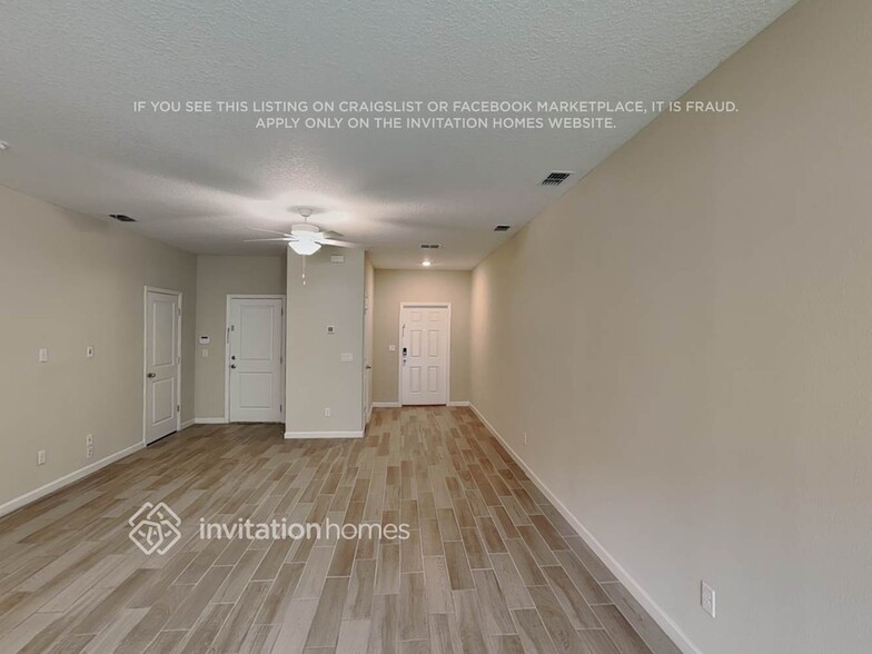Building Photo - 1338 Grassland Ave