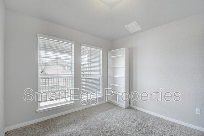 Building Photo - 18313 Cuyahoga Dr