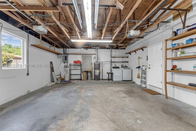 Building Photo - 9121 Ridgeland Dr