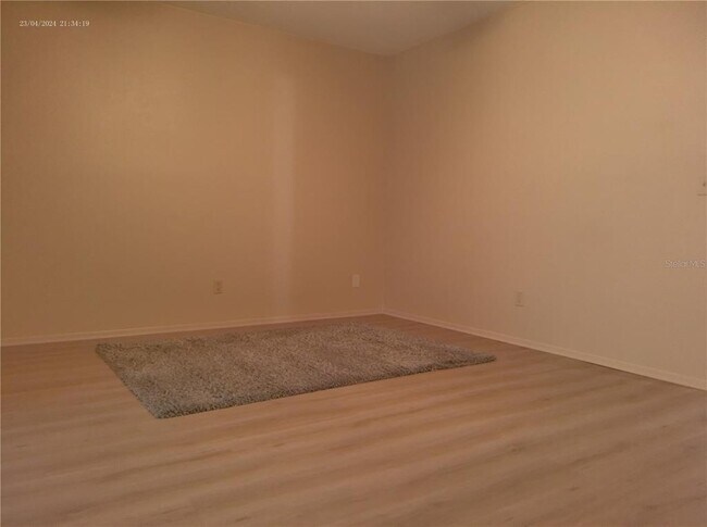 Building Photo - 2331 Finlandia Ln