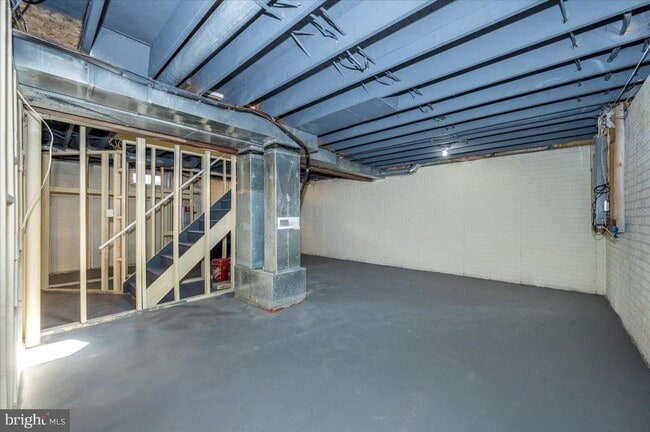 Building Photo - 426 Washington St