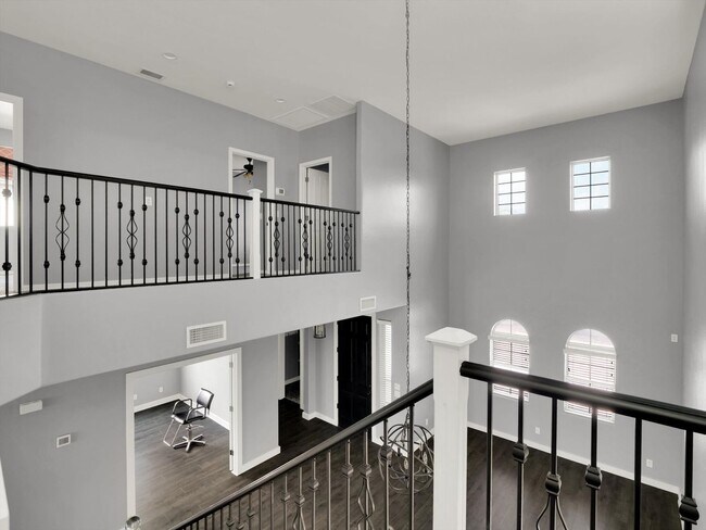 Building Photo - 3-bedroom, 3-bathroom 2212 home