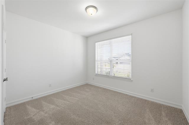 Building Photo - 4365 Knight St