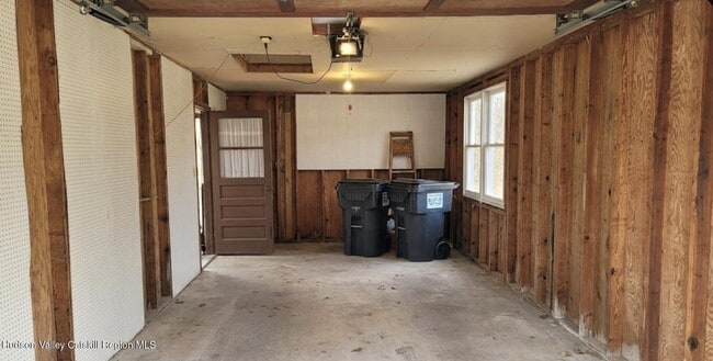 Building Photo - 97 Ruby Rd