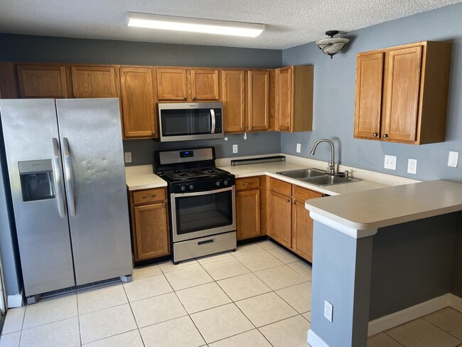 Building Photo - Davenport 3 Bedroom 2 Bathroom Corner Lot!!!