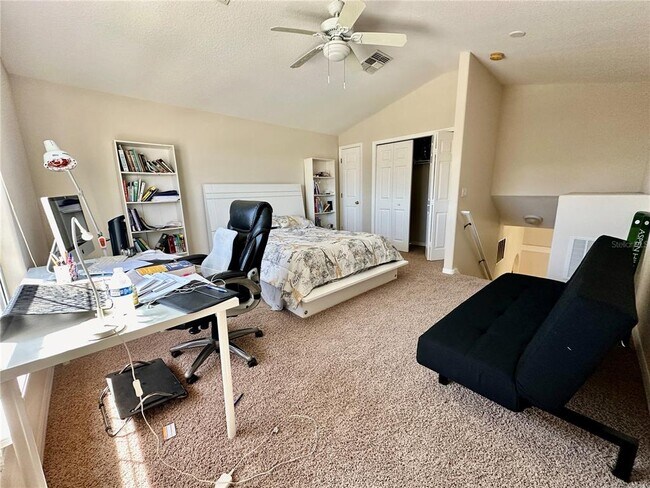 Building Photo - 1947 Fairway Loop